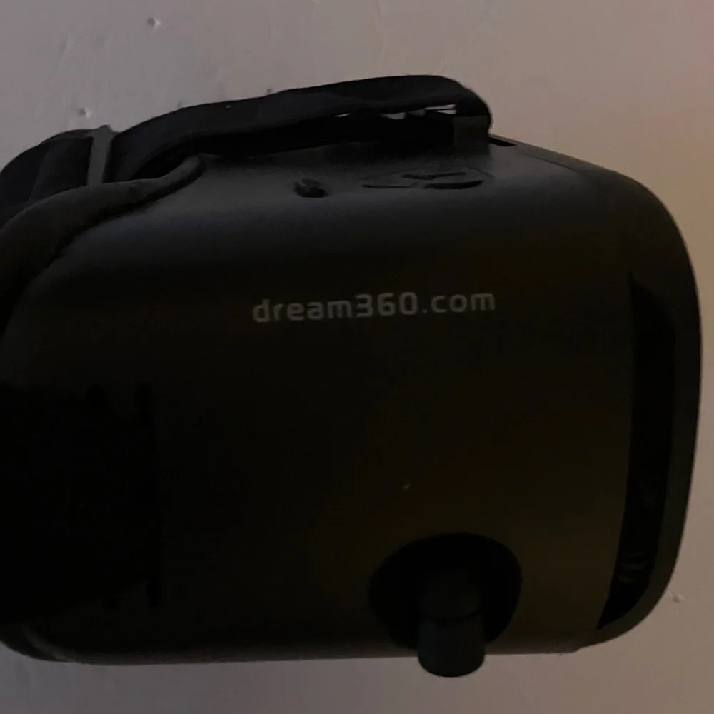 Dream Vision‎ Pro Virtual Reality Headset - Black Smartphone Compatible